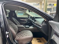 BMW 7 Series 2023 735Li Luxury Line - фото 16