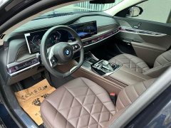 BMW 7 Series 2023 735Li Luxury Line - фото 8