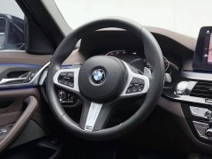 BMW 5 Series 530Li Leading M Sports Package - фото 10