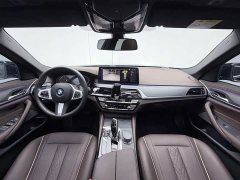 BMW 5 Series 530Li Leading M Sports Package - фото 11