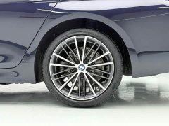 BMW 5 Series 530Li Leading M Sports Package - фото 19