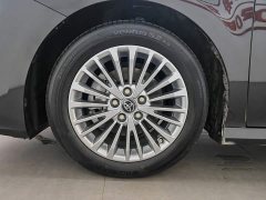 Toyota Camry Dual Engine 2.0HE Elite Edition - фото 16