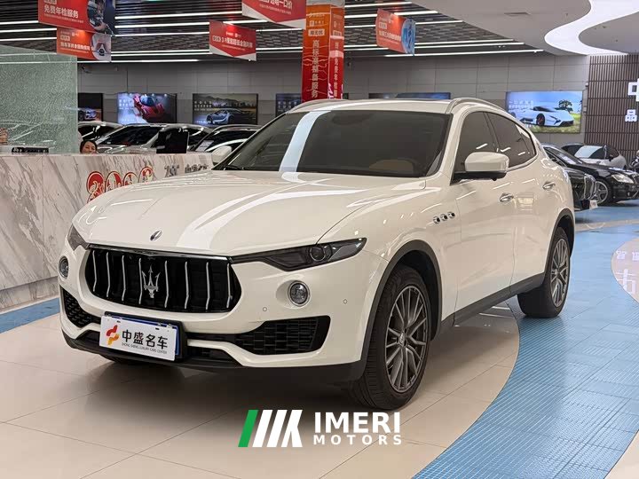 Toyota Levante Standard Version 3.0T - автомобиль из Китая