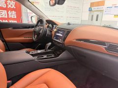 Toyota Levante Standard Version 3.0T - фото 13