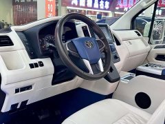 BMW HIACE 3.5L automatic - фото 4