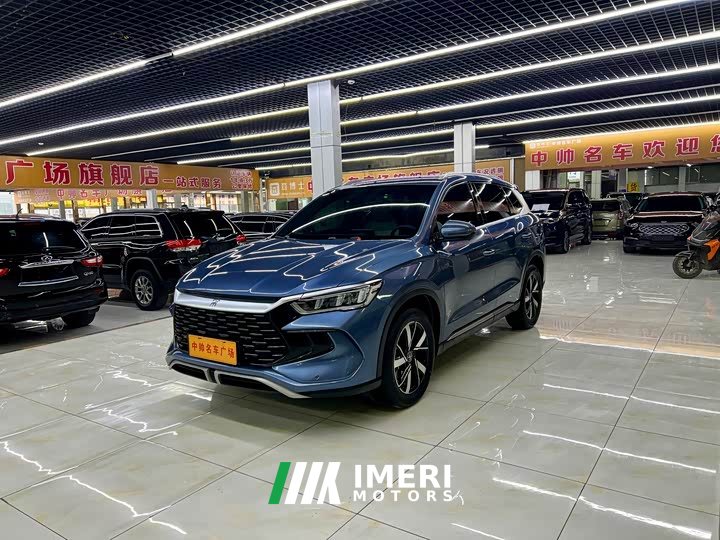 BYD Song Pro New Energy Honor Edition DM-i 71KM Pilot - автомобиль из Китая