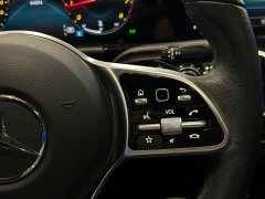 Mercedes-Benz GLA 200 - фото 12