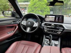 BMW 5 Series 2022 facelift 530Li leading M sports package - фото 20