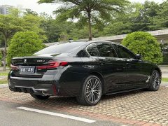 BMW 5 Series 2022 facelift 530Li leading M sports package - фото 9
