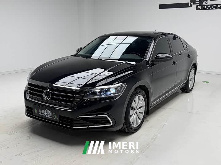 Volkswagen Passat 330TSI Elite Edition
