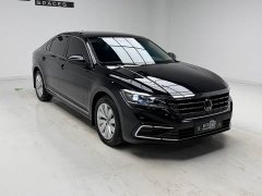 Volkswagen Passat 330TSI Elite Edition - фото 3