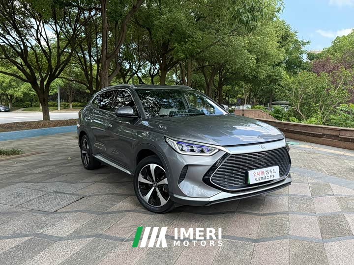 BYD Song PLUS New Energy DM-i 110KM flagship - автомобиль из Китая