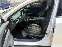 Changan UNI-V 1.5T exclusive - фото 11