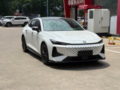Changan UNI-V 1.5T exclusive - фото 3