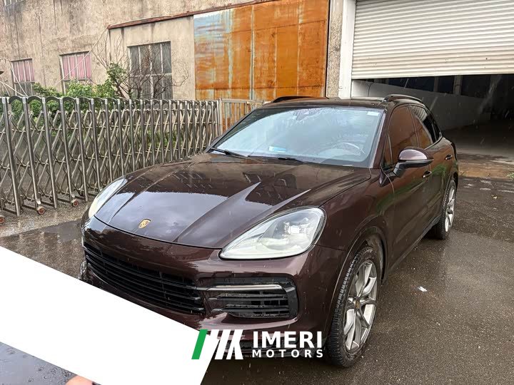 Porsche Cayenne 2023 Cayenne 3.0T - автомобиль из Китая