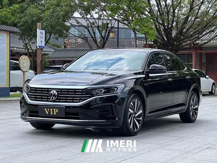 Volkswagen Passat 380TSI Ultimate Edition - автомобиль из Китая