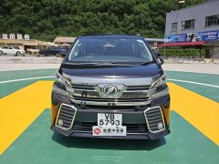 Toyota Vellfire 2.4L Automatic - фото 1