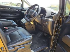 Toyota Vellfire 2.4L Automatic - фото 7