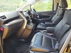 Toyota Vellfire 2.4L Automatic - фото 8