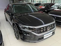 Volkswagen Passat 330TSI Elite Edition - фото 3