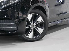 Mercedes-Benz V-Class V 260 L Long Wheelbase Premium Edition - фото 3