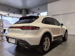 Porsche Macan 2.0T - фото 9