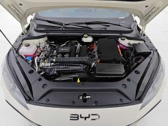 BYD Seal 06 DM-i 120KM Honor Type - фото 6