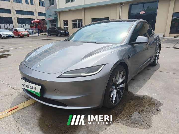 Tesla Model 3 2023 long-range all-wheel drive version - автомобиль из Китая