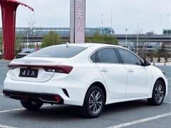 Kia K3 1.5L CVT Deluxe Edition - фото 3