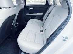 Kia K3 1.5L CVT Deluxe Edition - фото 8