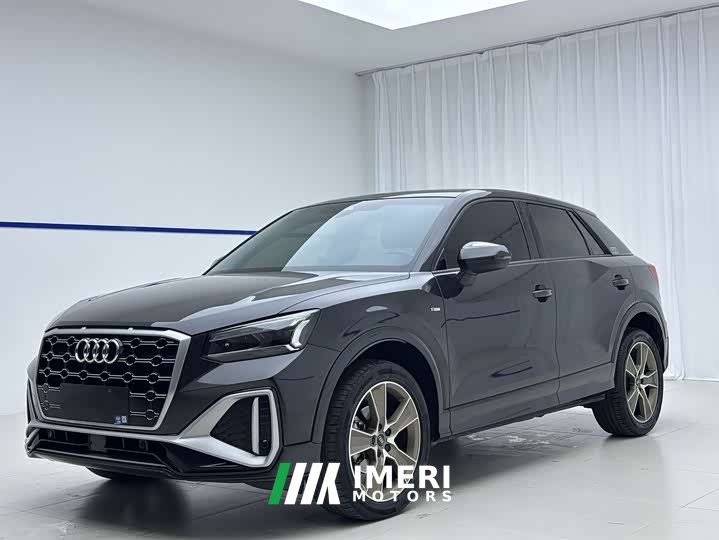 Audi Q2L 35 TFSI Dynamic Fashion - автомобиль из Китая