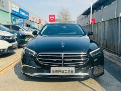 Mercedes-Benz E-Class Three E 300 L Luxury - фото 2