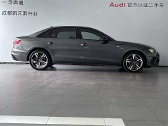 Audi A4L 2022 40 TFSI Luxury Dynamic Type - фото 3