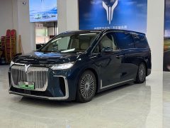 Voyah Dream 2025 PHEV AWD Flagship Kunpeng Edition - фото 1