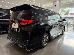 Toyota Alphard 2025 Hybrid 2.5L Exclusive Gold Edition - фото 3