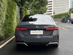 BMW i5 eDrive 35L M Sport Package - фото 6