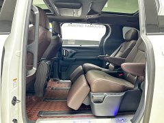 Toyota SIENNA 2023 2.5L Hybrid Platinum Edition - фото 15