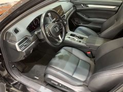 Honda Accord Sharp Hybrid 2.0L Sharp Collar Edition - фото 20