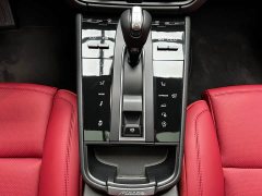 Porsche Macan 2.0T - фото 18
