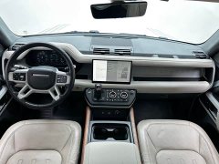 Land Rover Defender 90 2.0T P300 Tiger Ambition Edition - фото 18