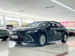 Toyota Camry 2.0GVP Leading Edition - фото 1