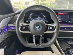 BMW i7 M70L 2023 M70L - фото 14