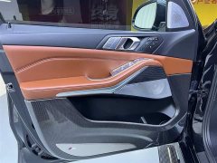 BMW X7 2022 xDrive40i Exclusive M Sports Package - фото 17