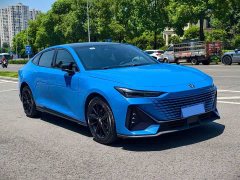 Changan UNI-V 2023 1.5T Smart Pilot Edition - фото 2