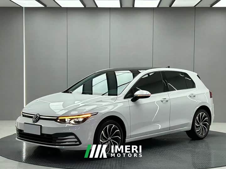Volkswagen Golf 2021 280TSI DSG R-Line - автомобиль из Китая