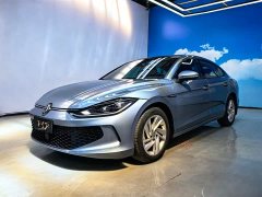 Volkswagen Lamando L 280TSI DSG Hot Chili Edition - фото 3