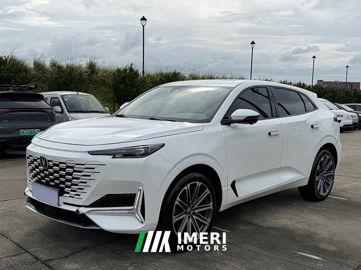 Changan UNI-K 2021 2.0T premium - автомобиль из Китая