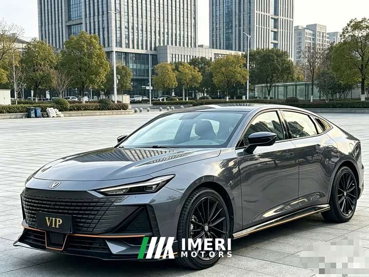 Changan UNI-V 1.5T sports version - автомобиль из Китая