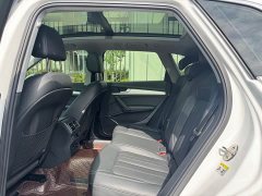 Audi Q5L 2020 facelift 40 TFSI enjoys fashionable style - фото 12