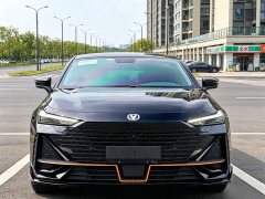 Changan UNI-V 1.5T Sport - фото 2